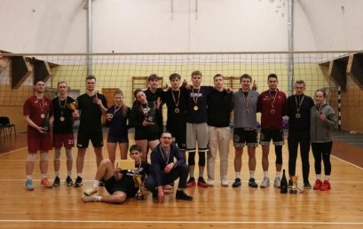Nakts volejbola turnīrs – tradīcija Ērberģē