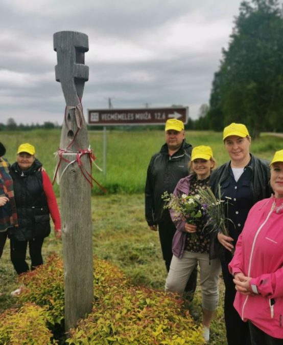 Mazzalvieši svin saulgriežus trīs dieniņas, trīs naksniņas