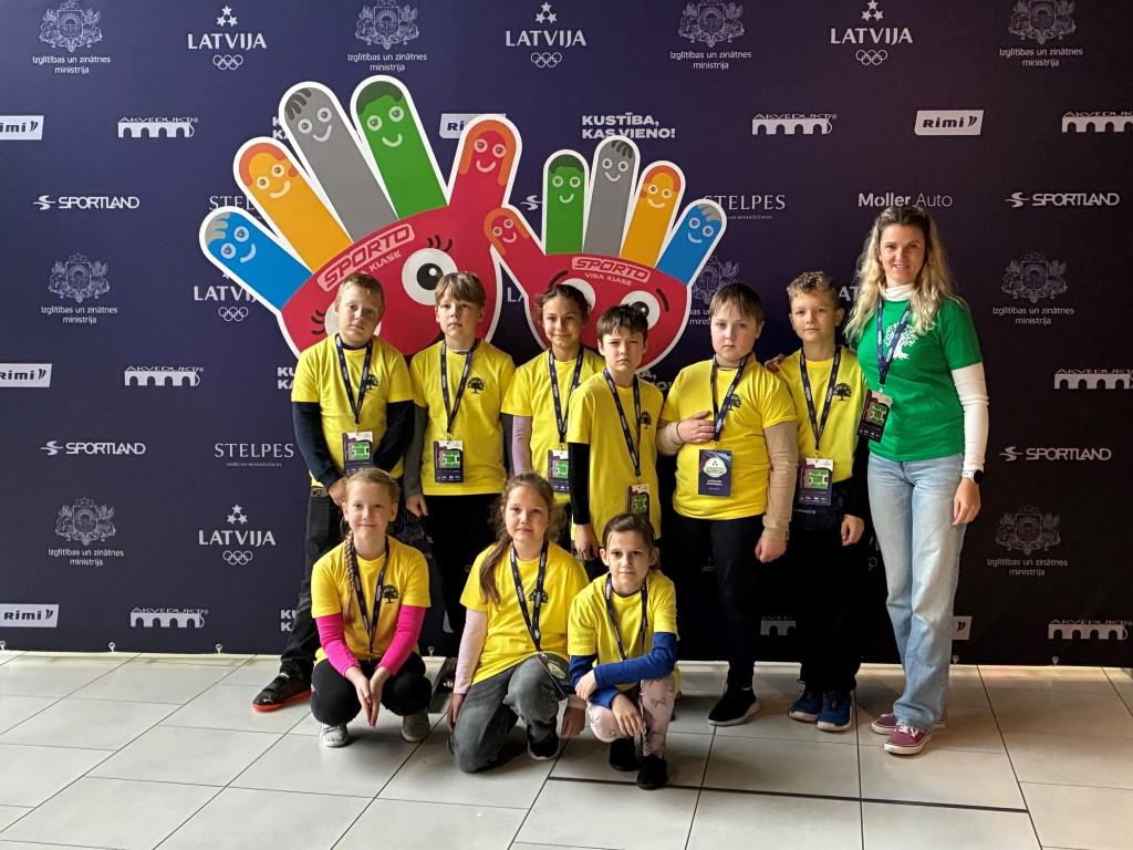 Mazzalves pamatskolas 3. klase piedalās “Sporto visa klase” atklāšanā Jelgavā Mazzalves pamatskolas 3. klase piedalās “Sporto visa klase” atklāšanā Jelgavā