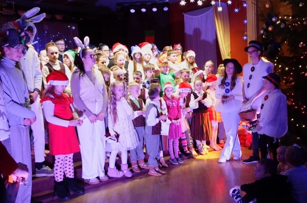 Koncertuzvedums “Sniegavīru Ziemassvētki” izdevies!