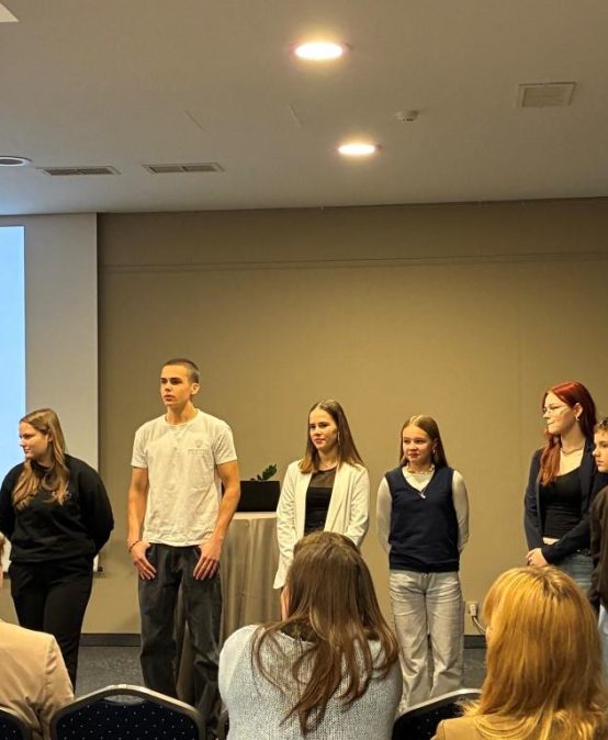 Mazzalves pamatskolas skolēnu pašpārvalde gūst atzinību konkursā Rīgā