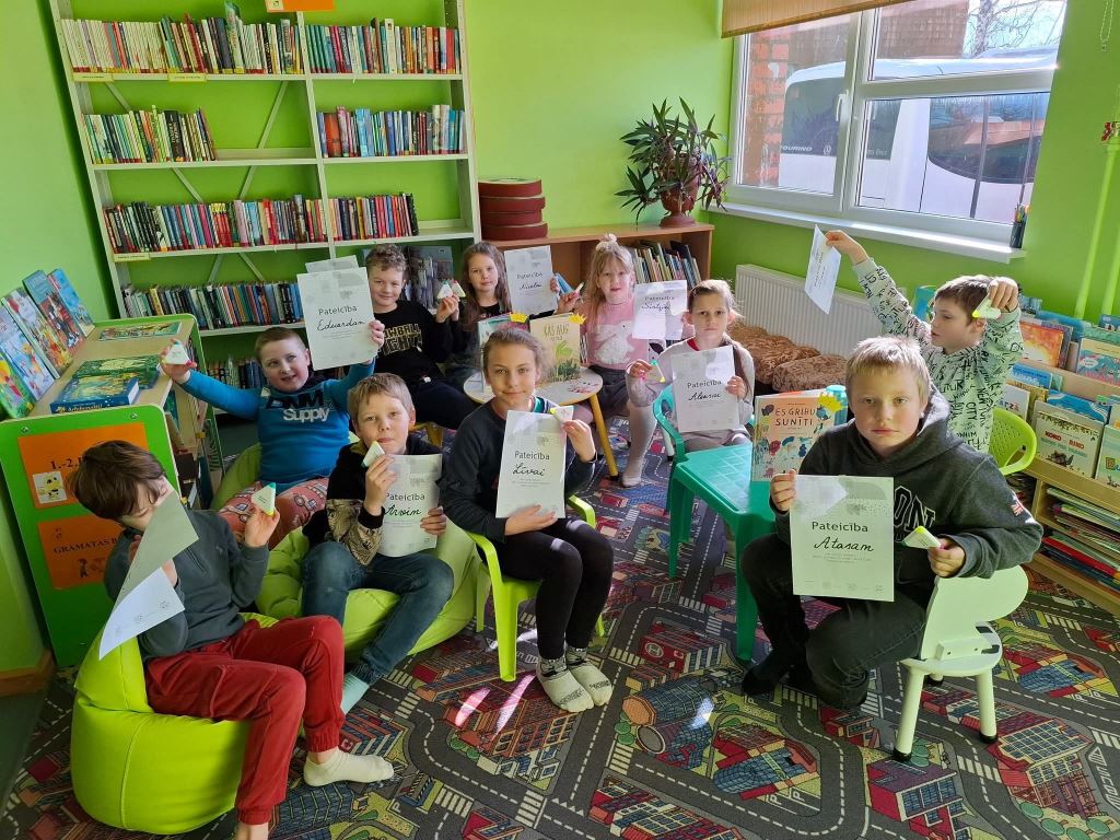 Mazzalves pamatskola ir skola kopienā