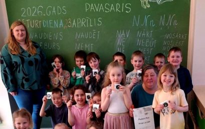 Bibliotekāre devās ciemos pie pirmsskolas grupiņas “Rūķīši”