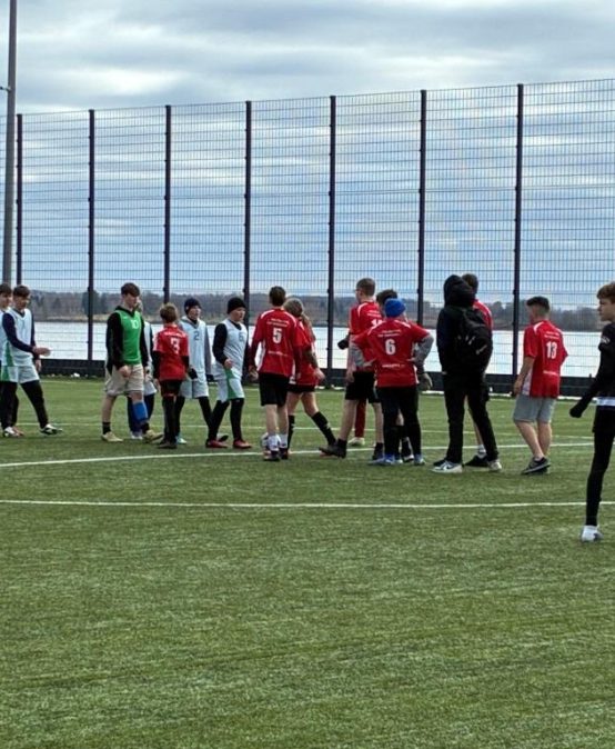 Mazzalves pamatskolas futbolisti izcīna 4. vietu novada sacensībās