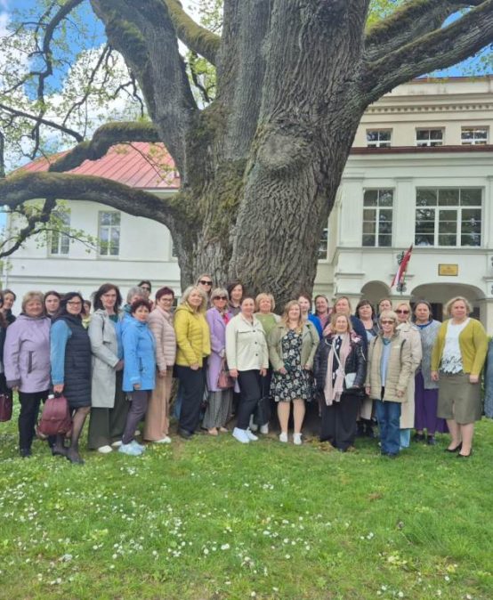 Mazzalvē viesojas novada bibliotēku vadītāji
