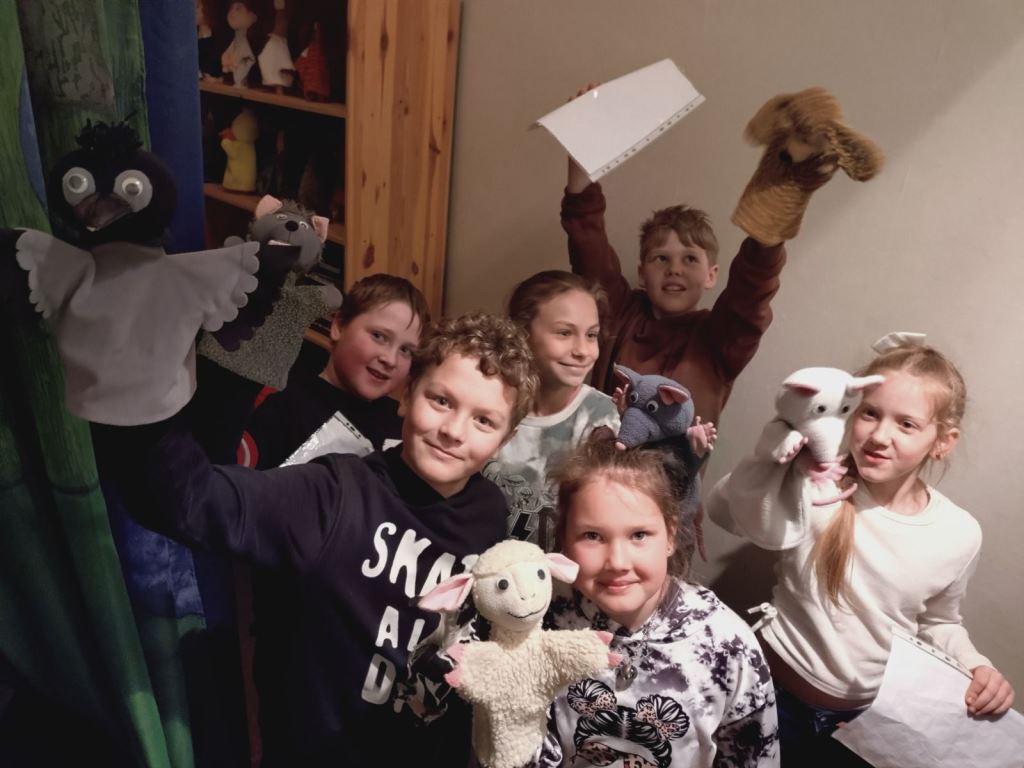 “Latvijas skolas somā” Salmu muzeja un Džūkstes pasaku muzeja pieredze