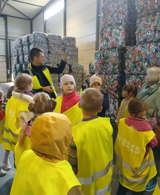 1.un 2.klase piepilda “Latvijas skolas somu”